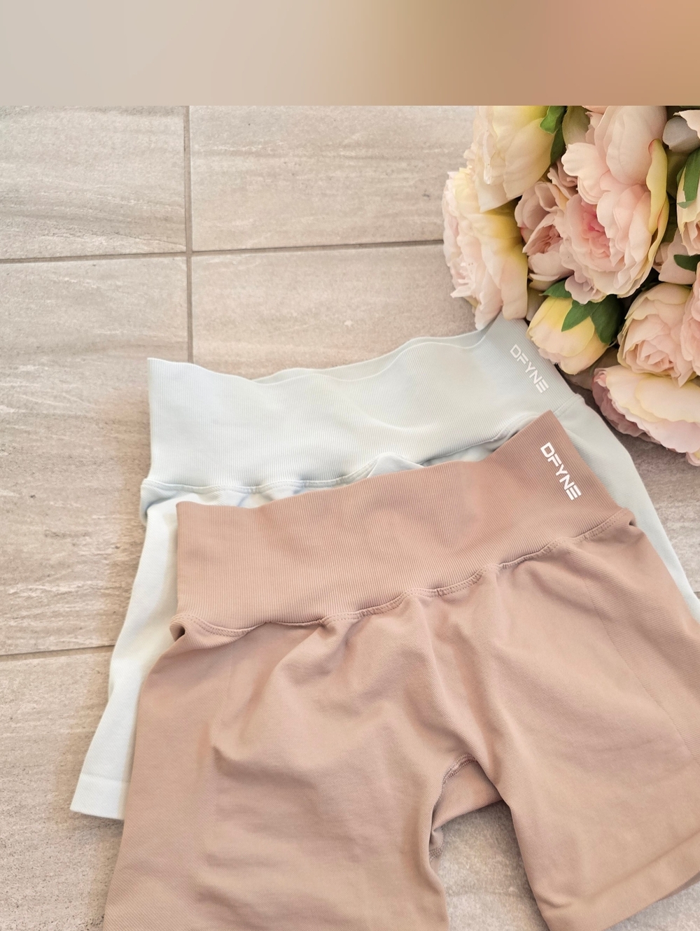 Bundle Nwt Dfyne HANNAH PEARSON BUNDLE 2 SHORTS SIZE MEDIUM Tan And Aloe - Picture 4 of 12